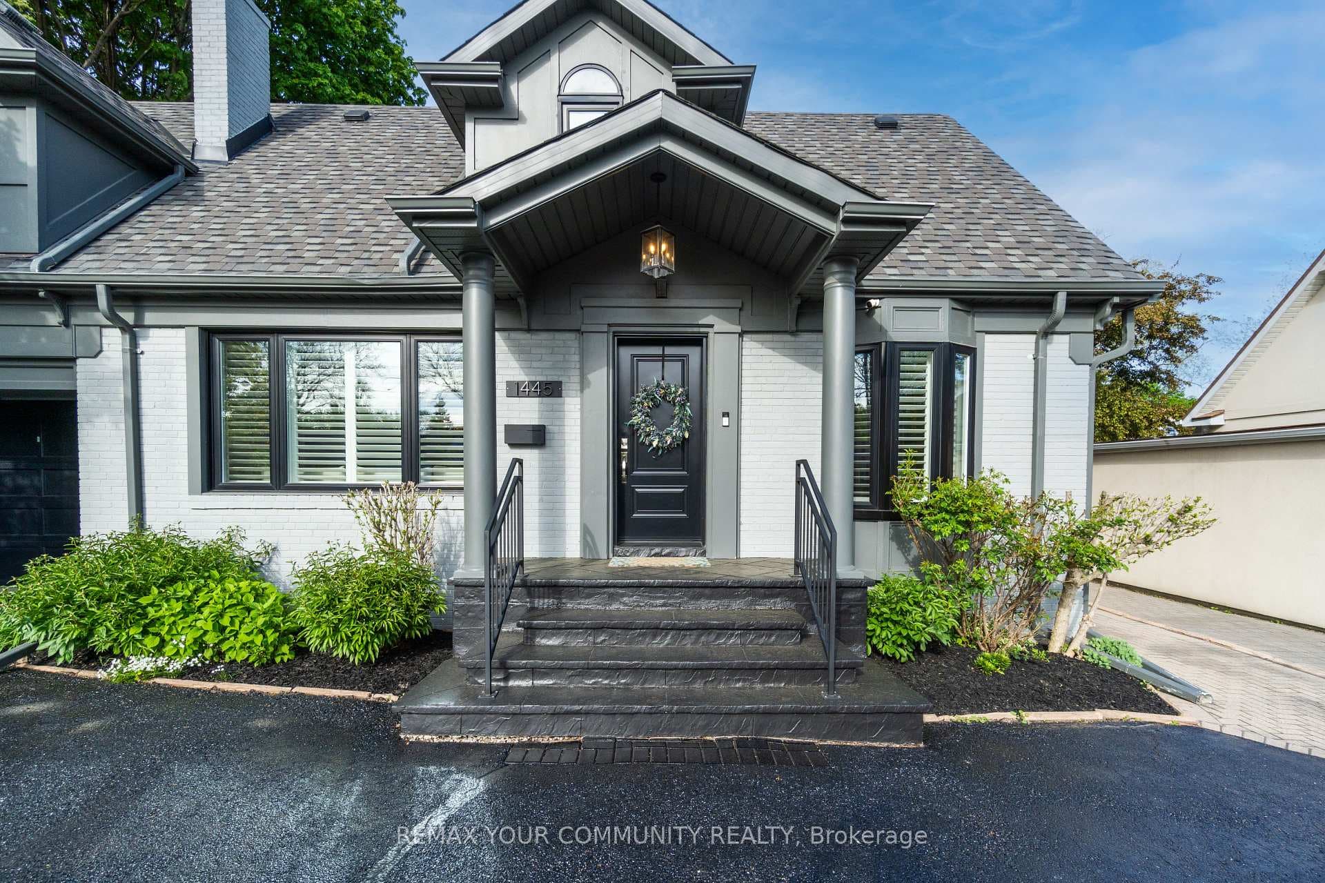 1445 Islington Avenue photo 38
