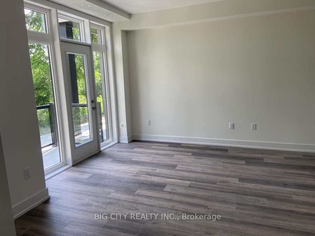 7 Phelps Lane Unit 9 photo 6