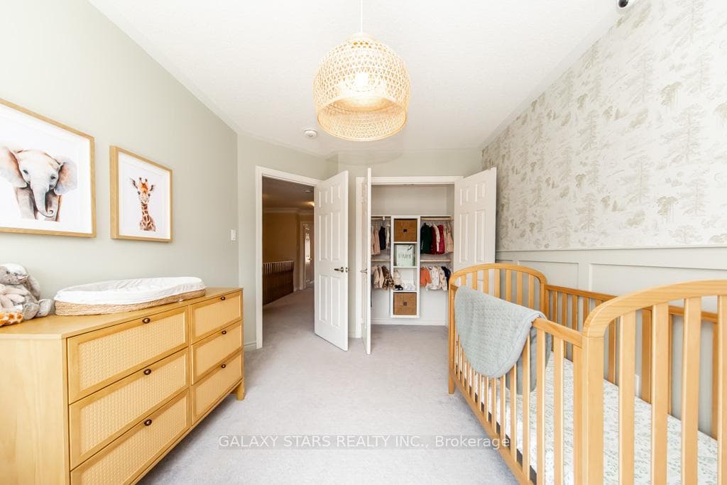 123 Boundary Boulevard photo 22