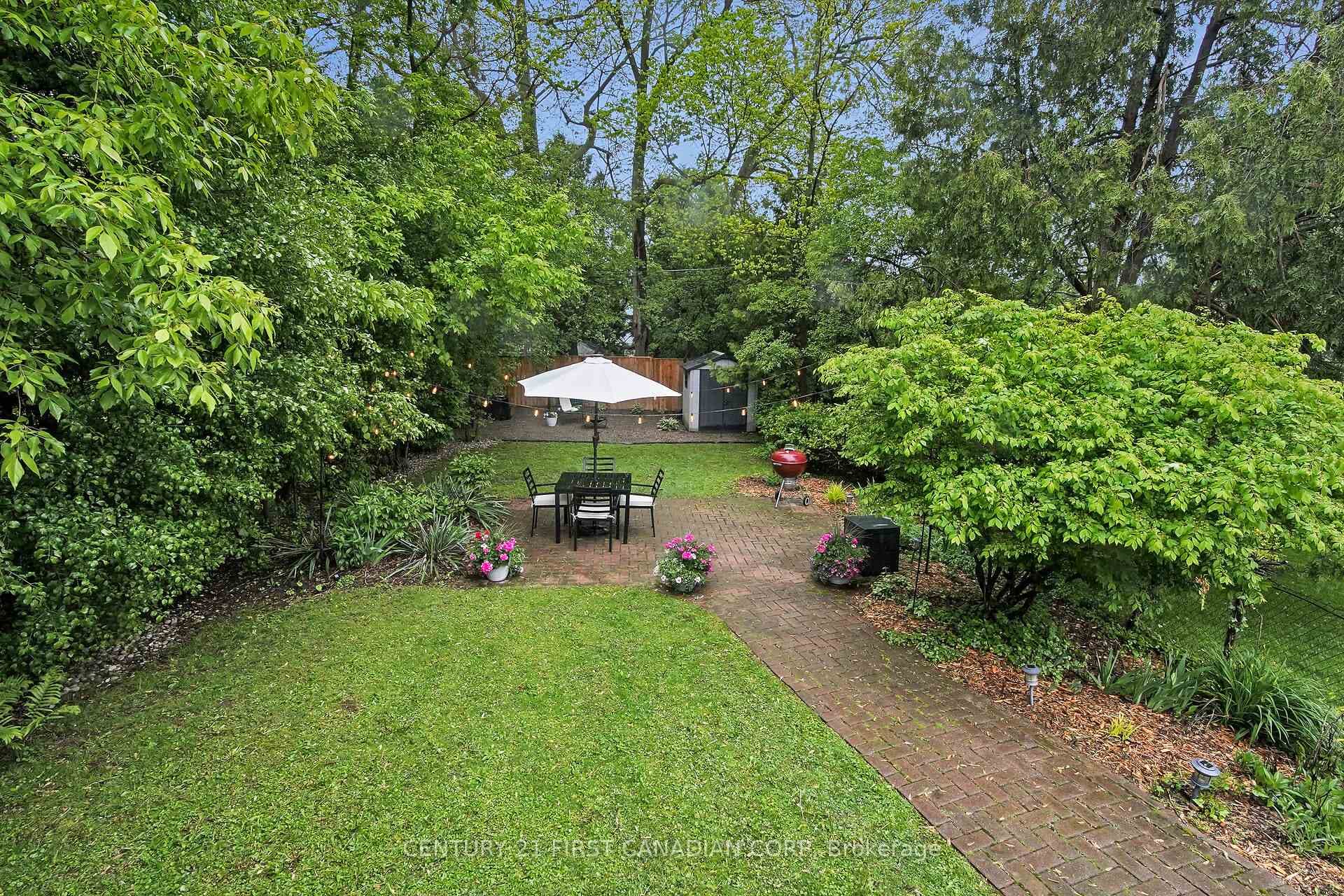 28 Devonshire Avenue photo 37
