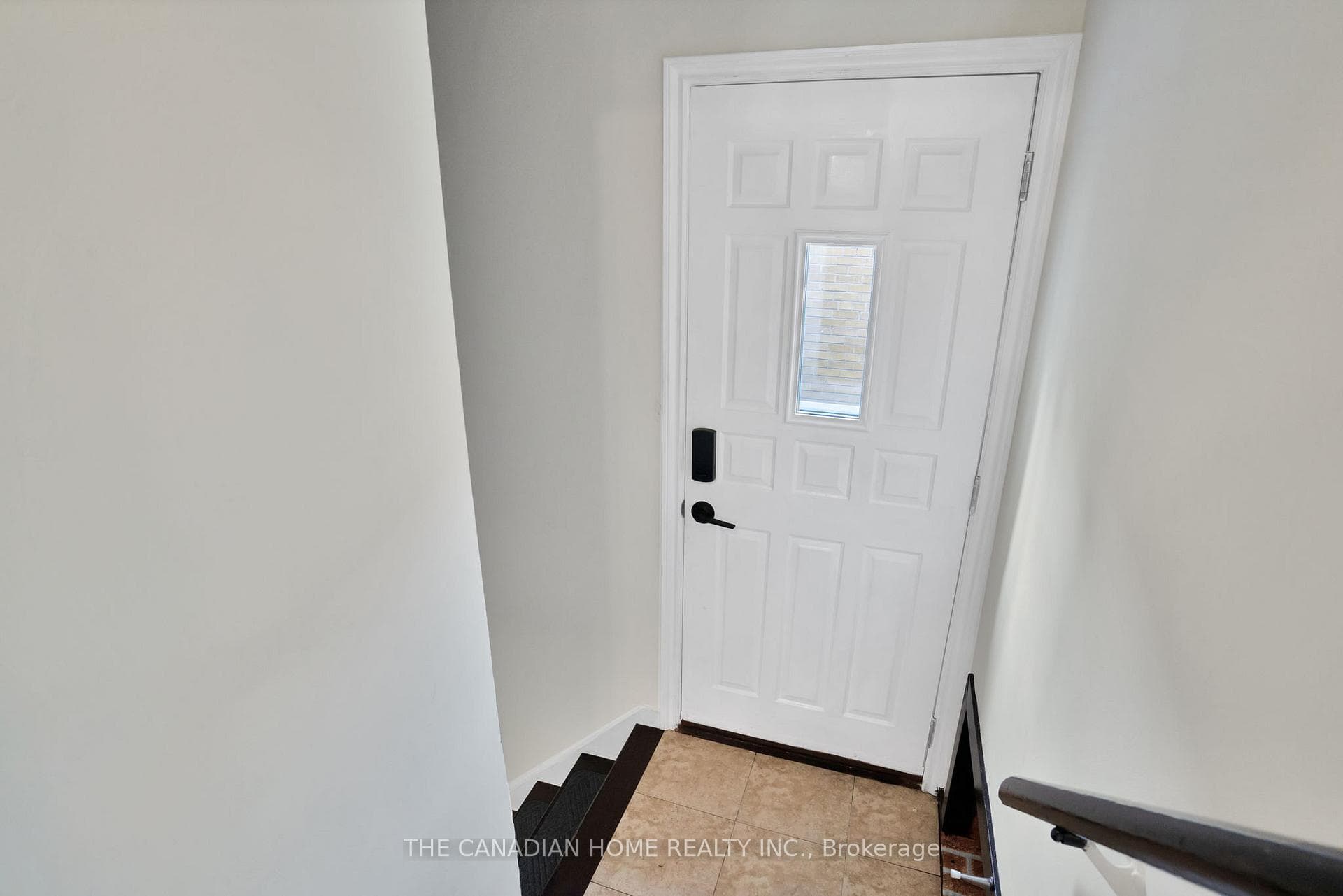 40 Ronway Crescent photo 19