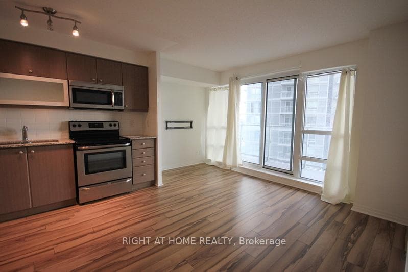 2015 Sheppard Avenue Unit 1111 photo 9