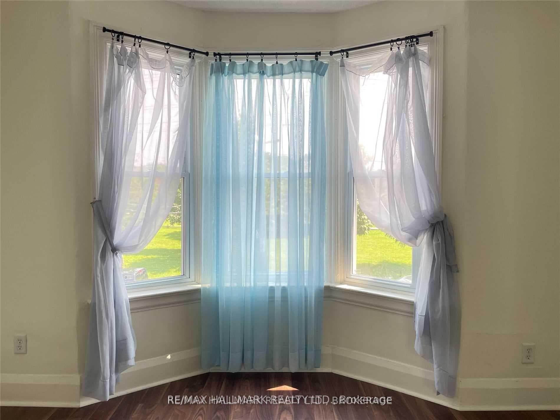 Bay Window overlooking park