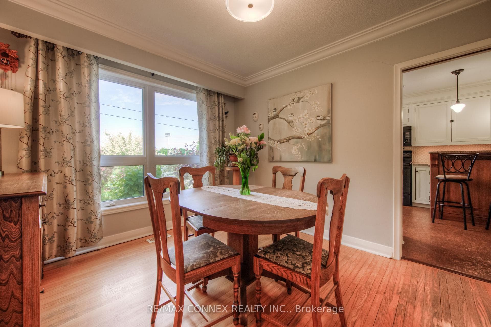 530 St David Street photo 10