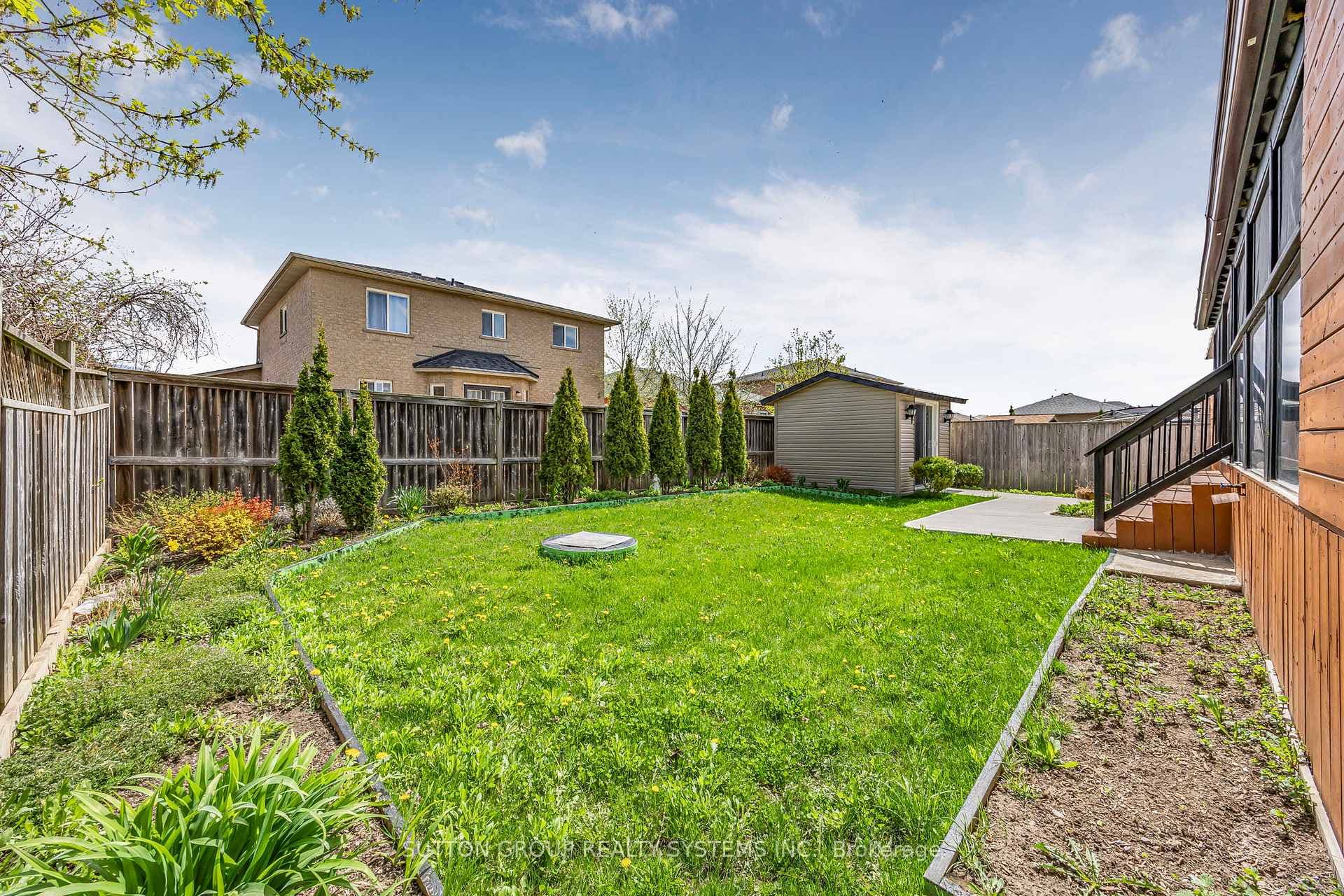 75 Coleman Drive photo 42