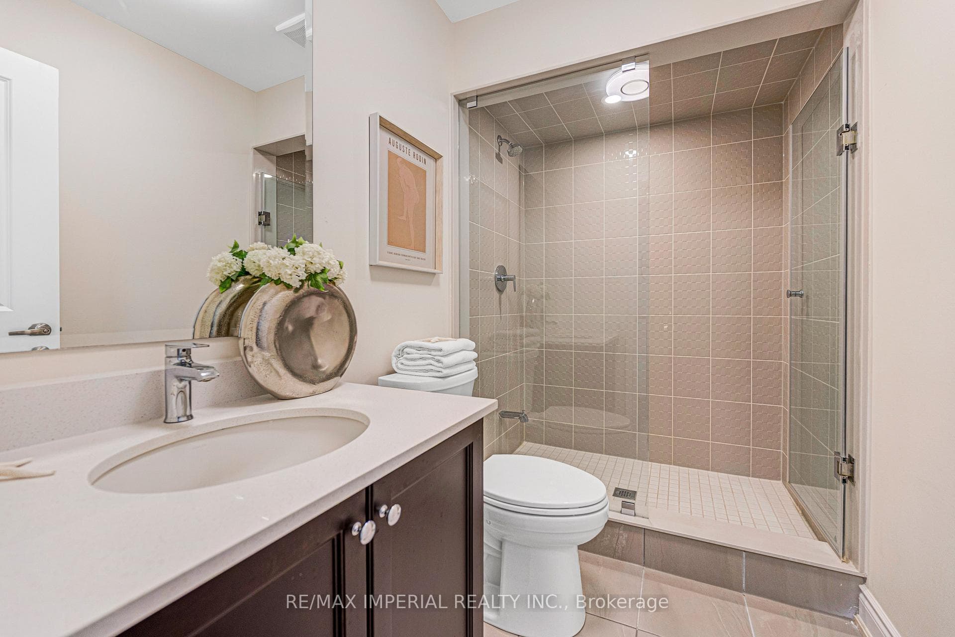 242 Vermont Avenue photo 35