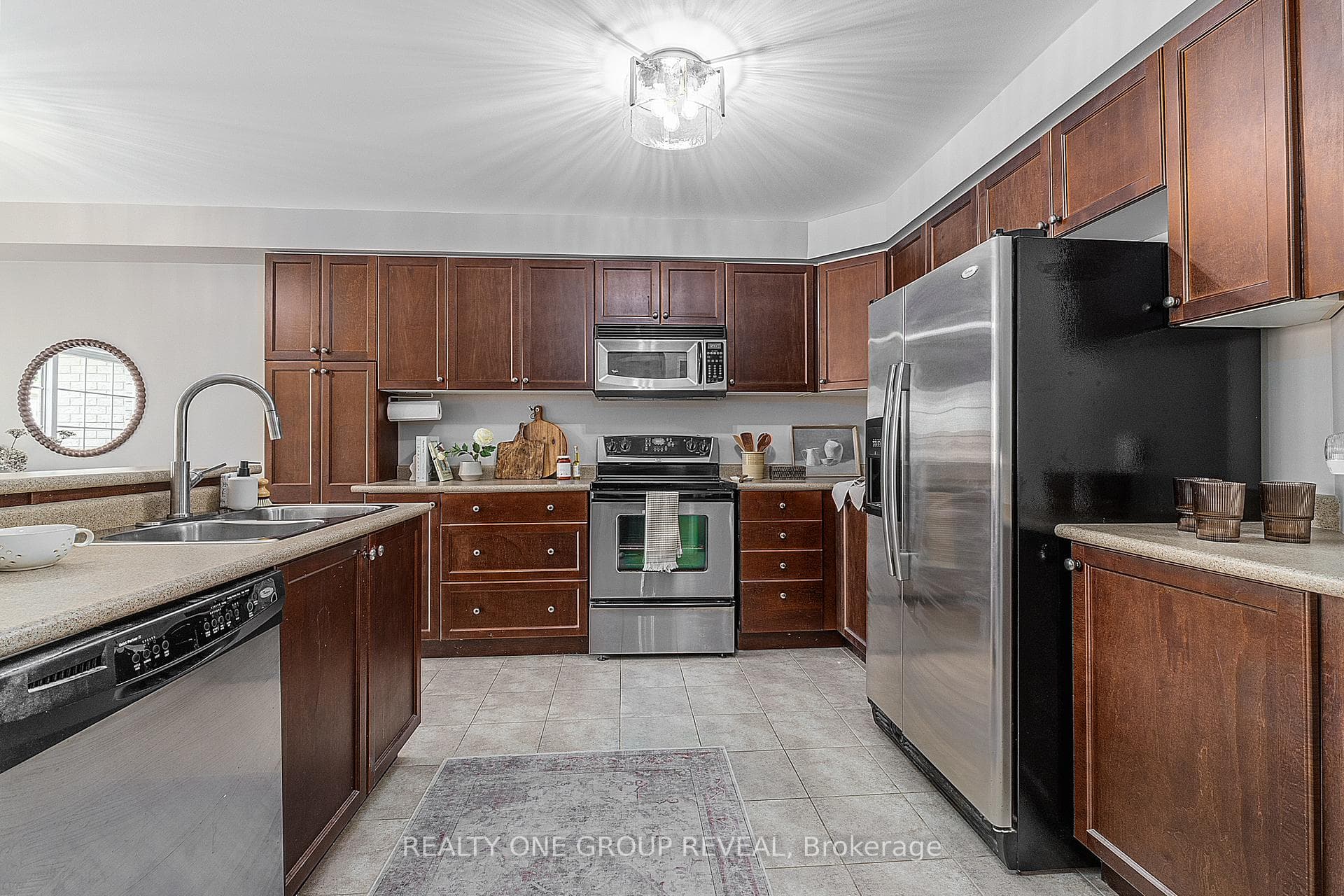 528 Luple Avenue photo 4