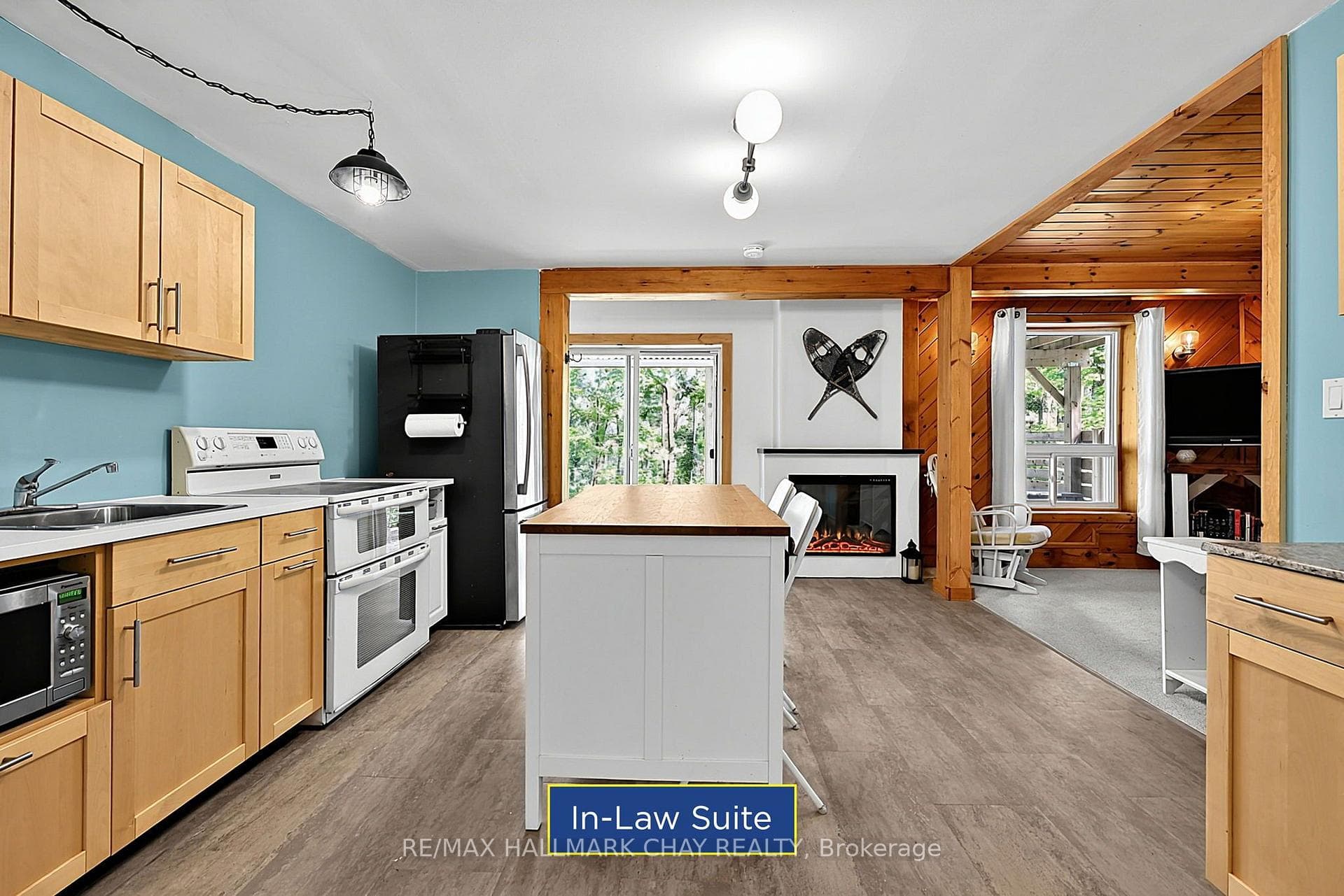 88 Huronwoods Drive photo 35