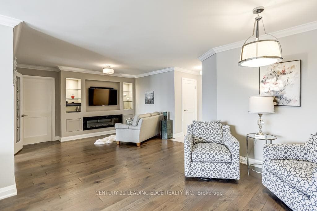 25 AUSTIN Drive Unit 321 photo 11