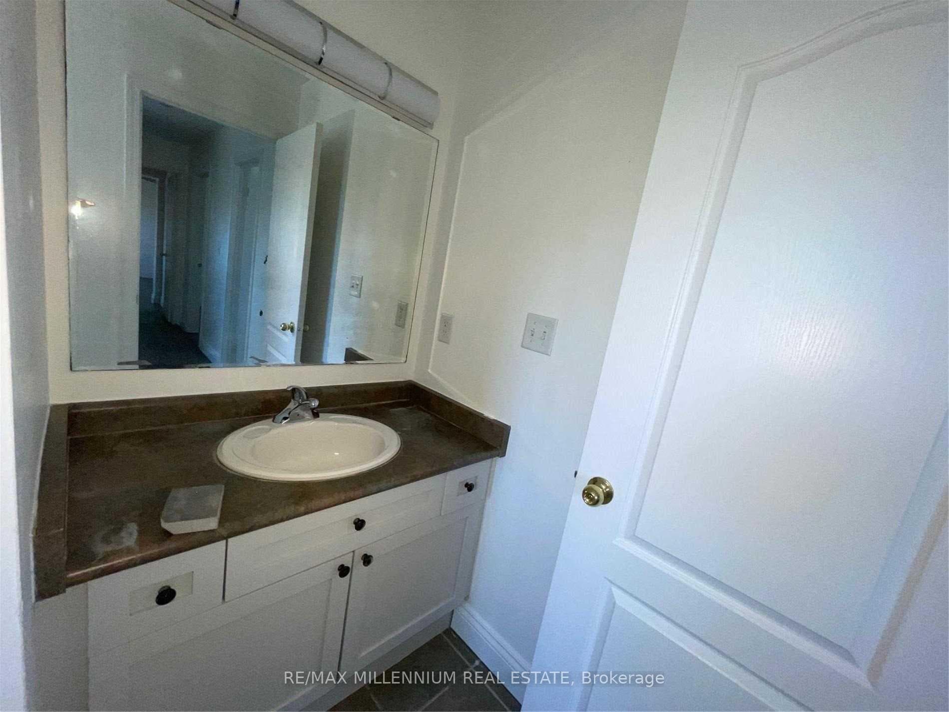 1684 Norris Circle photo 21