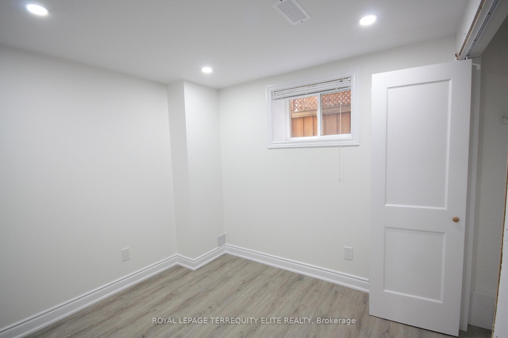 33 Falvo Street Unit Bsmt photo 6
