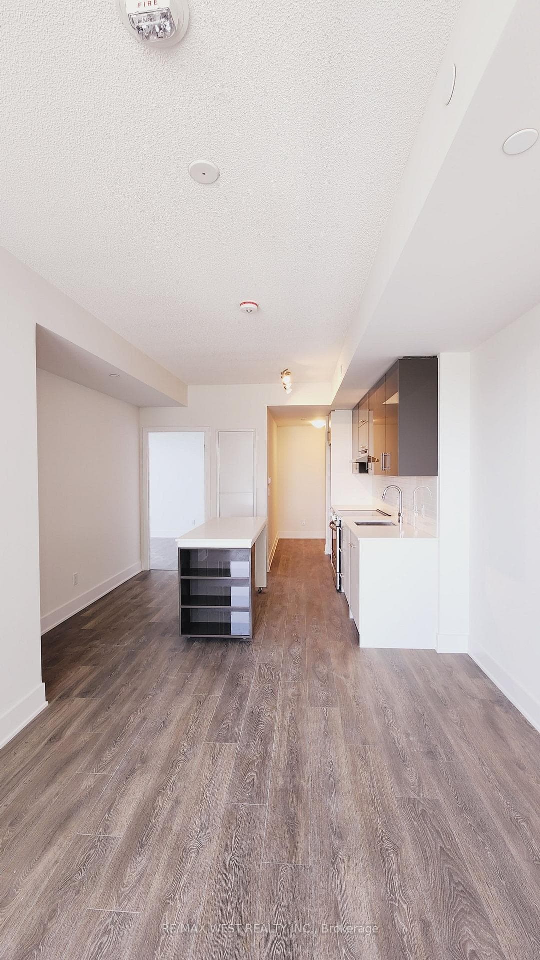 188 Fairview Mall Drive Unit 903 photo 7