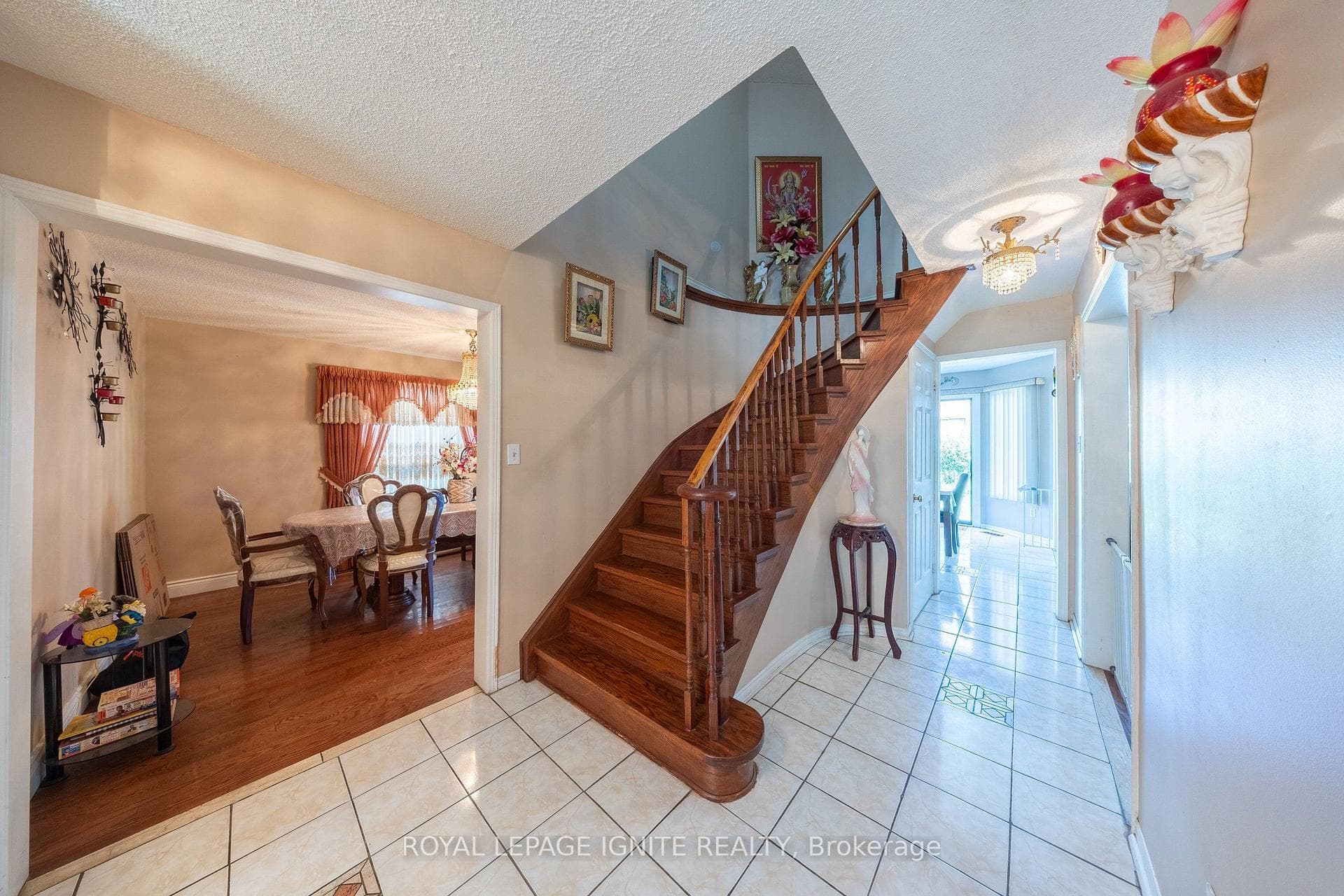 3694 Ellesmere Road photo 6