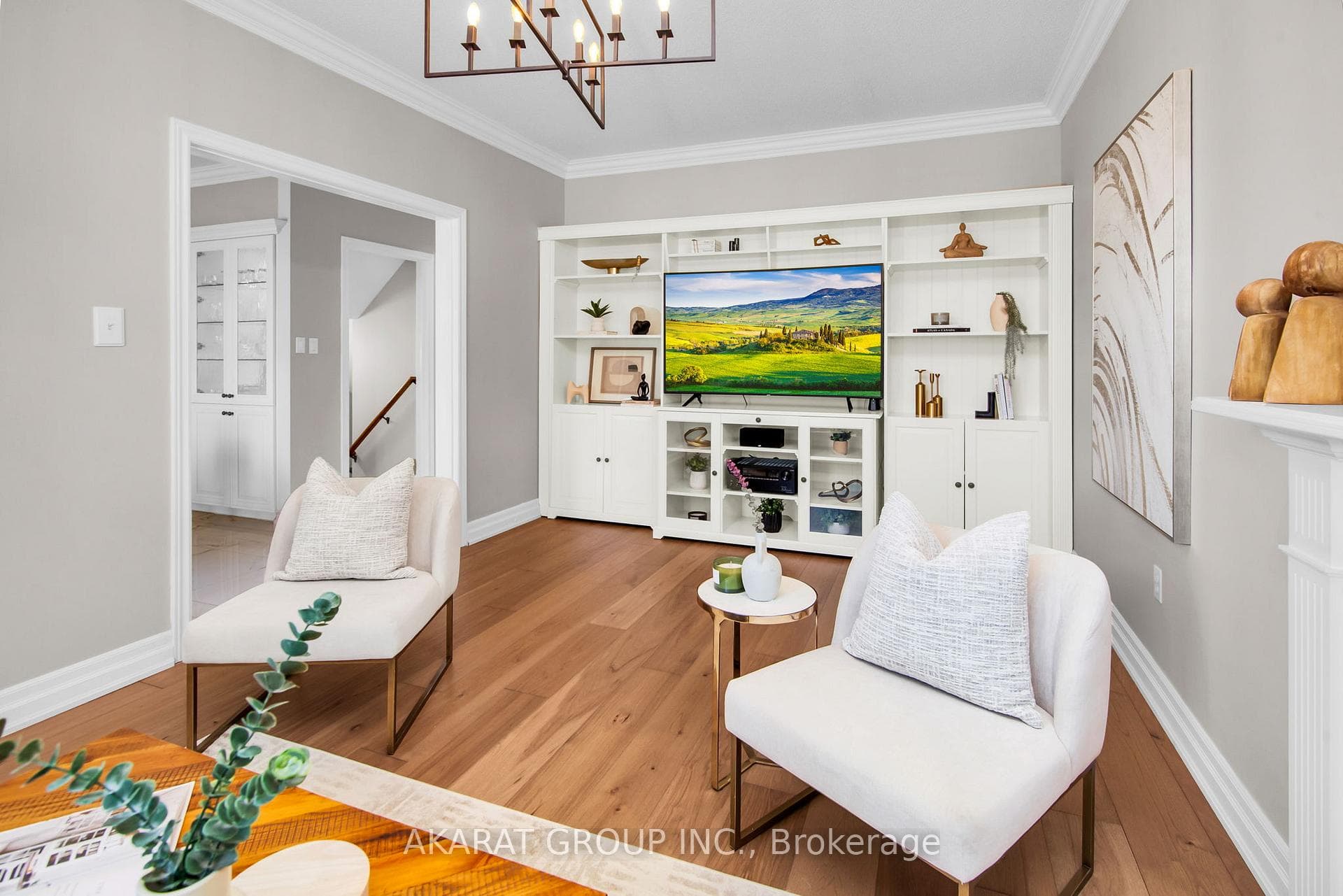 2113 Dalecroft Crescent photo 18