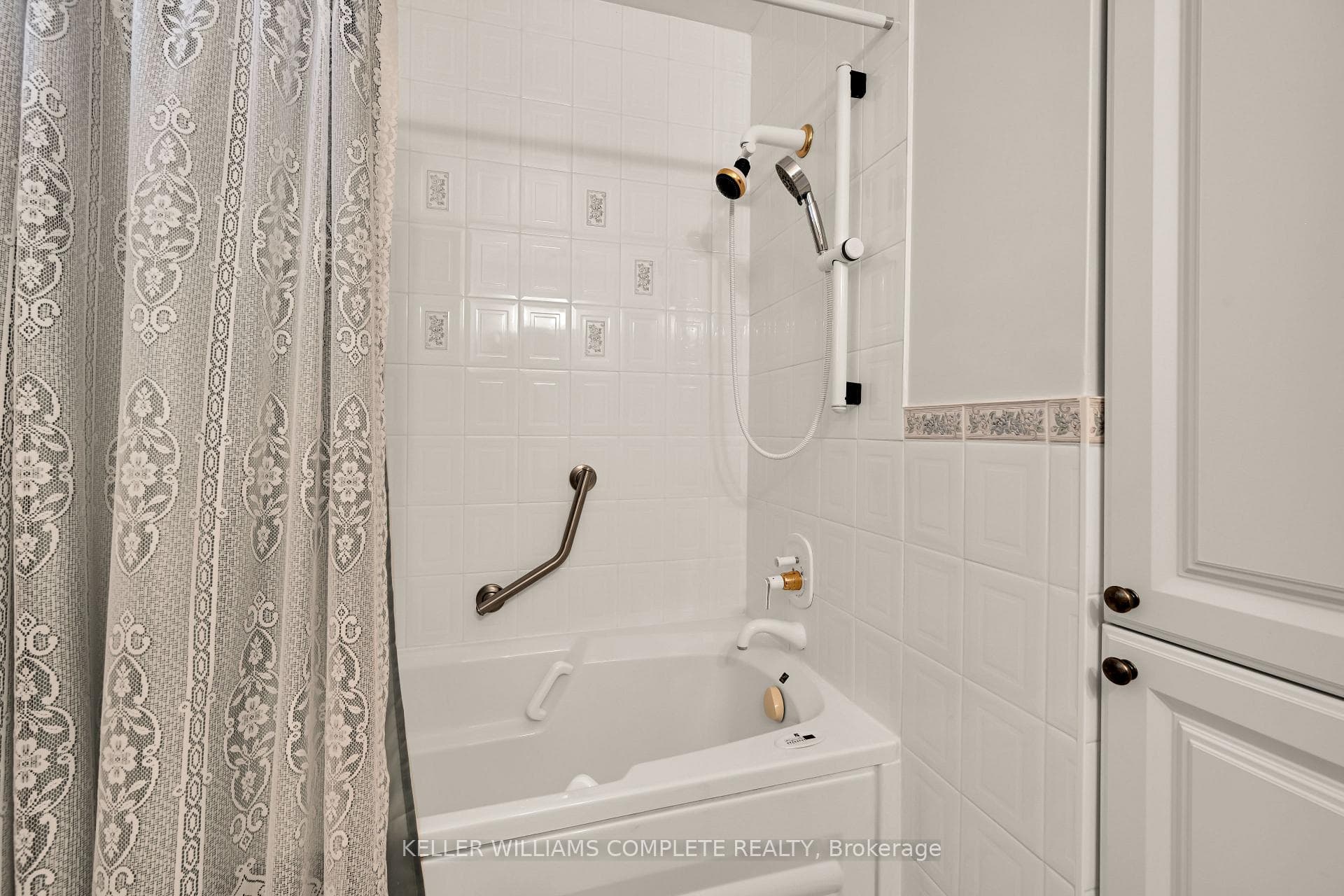 39 Lorne Avenue photo 23