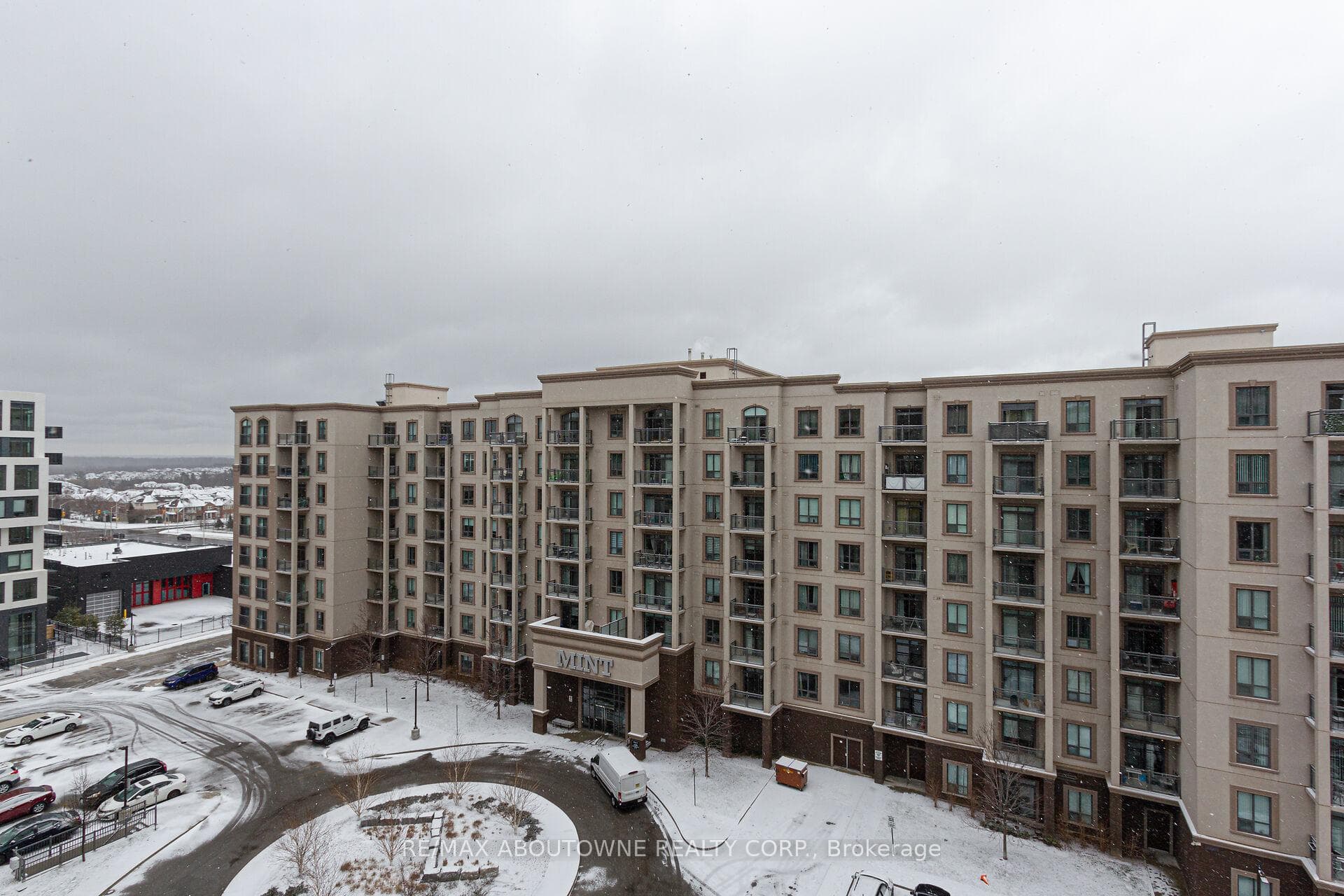 2486 Old Bronte Road Unit 703 photo 20
