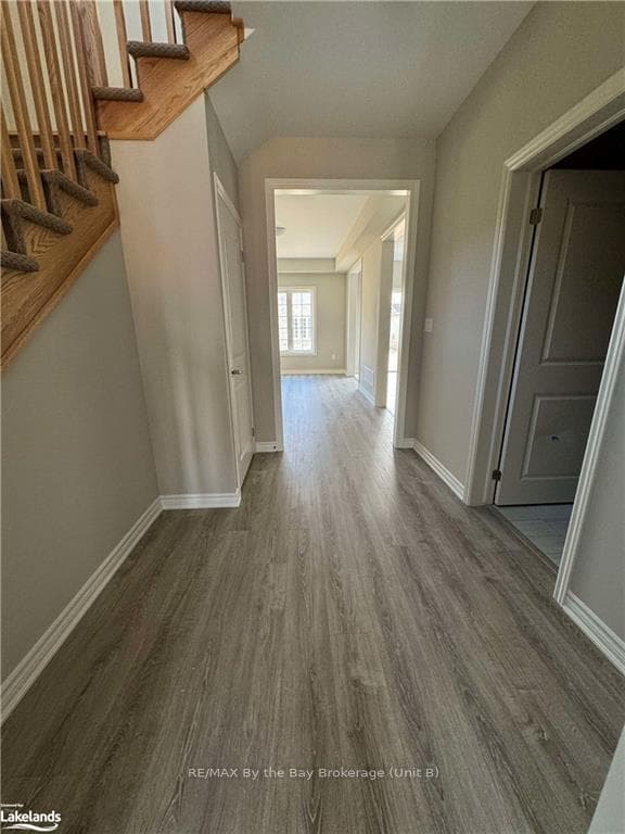 205 CLIPPER Drive photo 4
