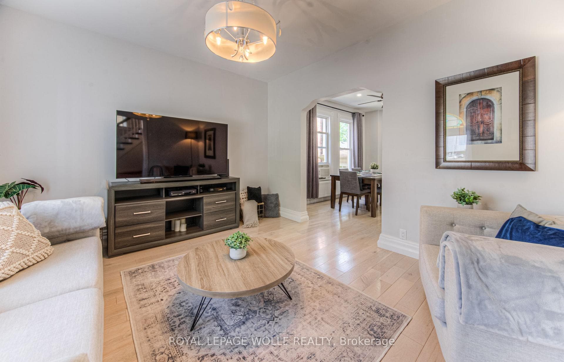 93 Joseph Street photo 6