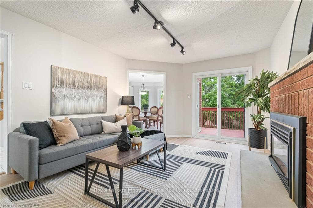 15295 ARGYLL Road photo 10