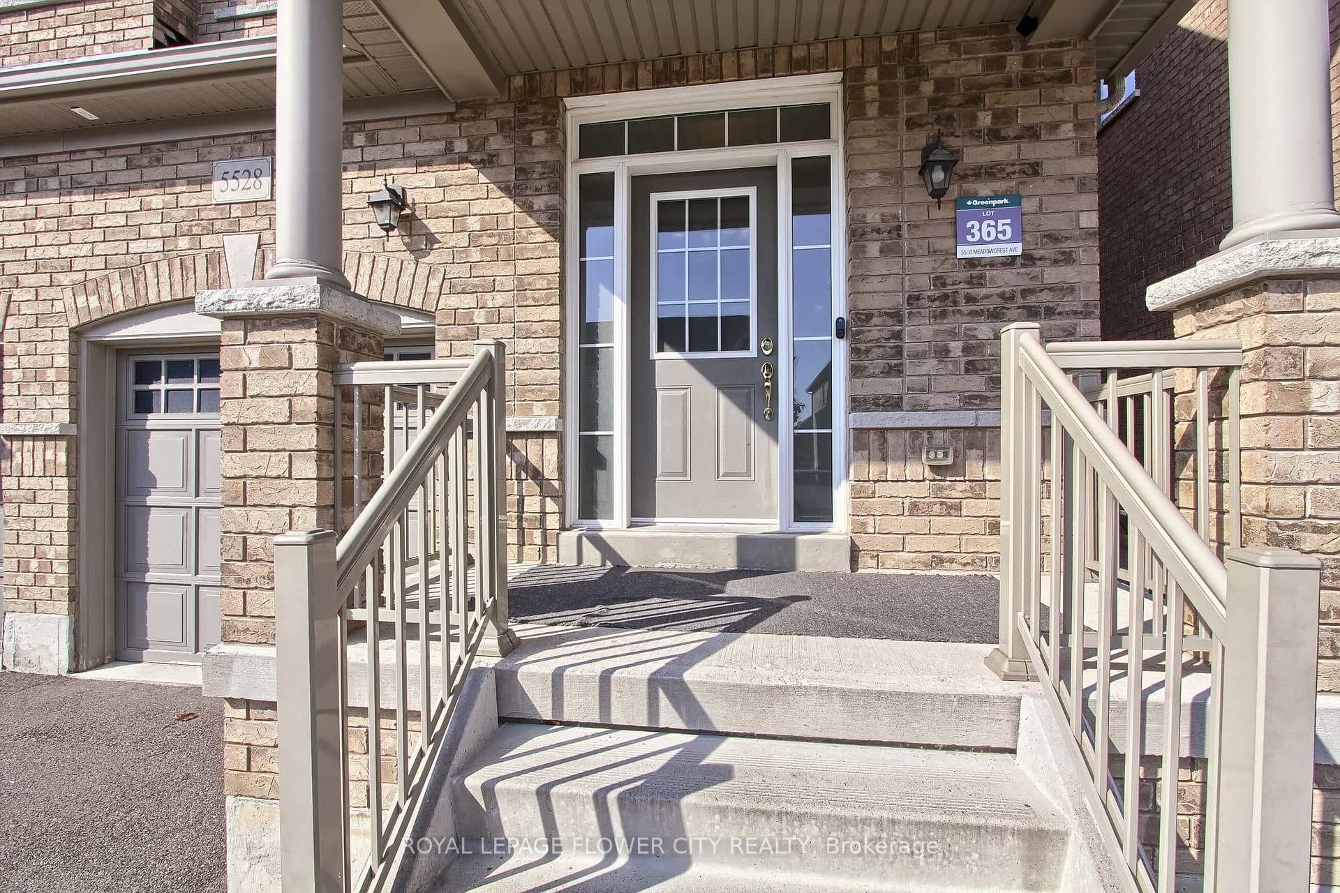 5528 Meadowcrest Avenue photo 5