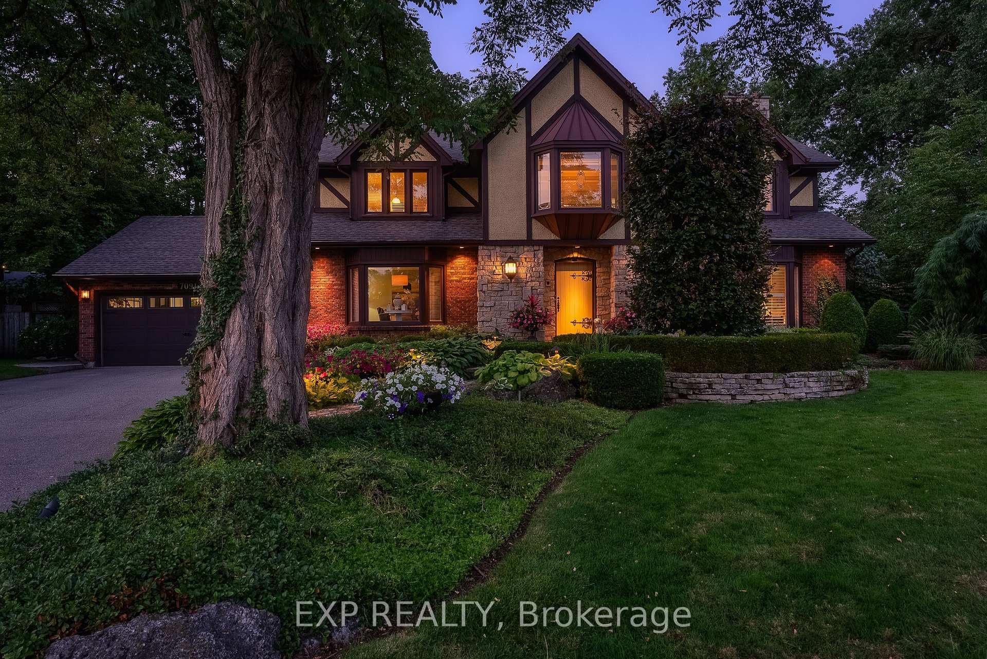 7091 Mount Forest Lane photo 3