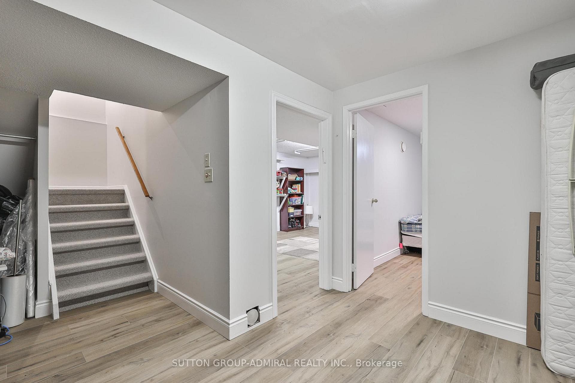 65 Patrice Crescent photo 26