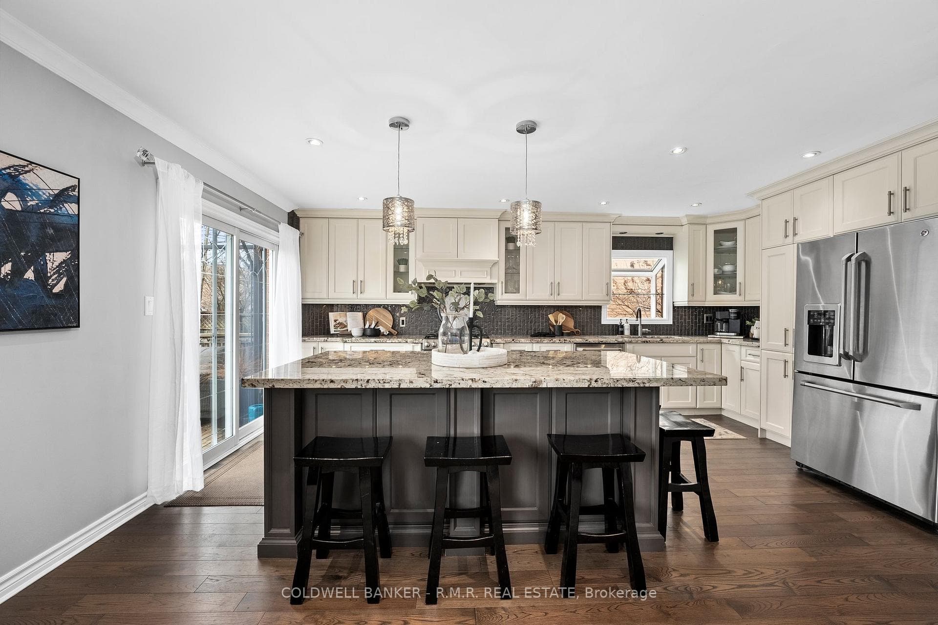 107 Stagemaster Crescent photo 10