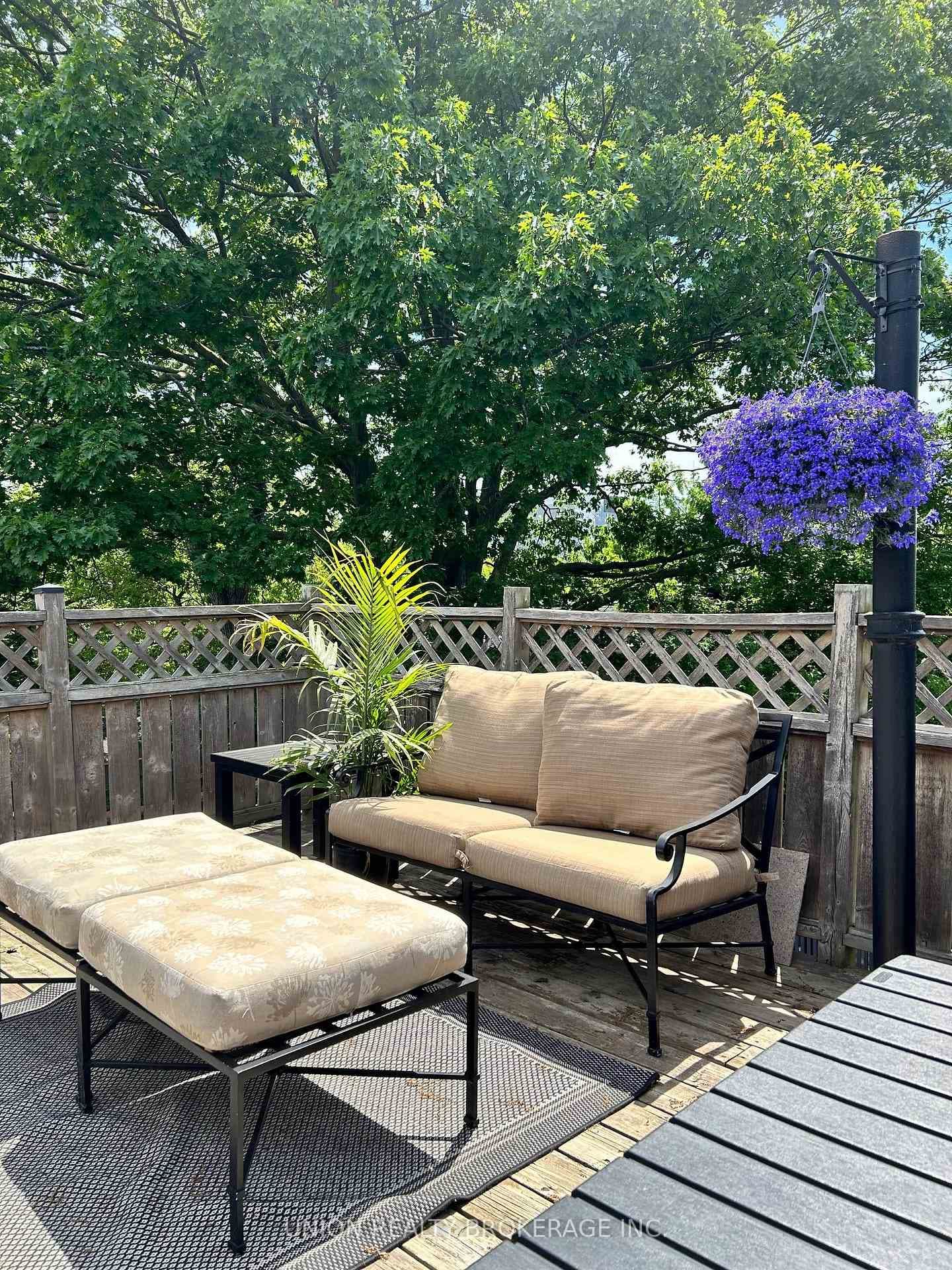Large Outdoor Terrace