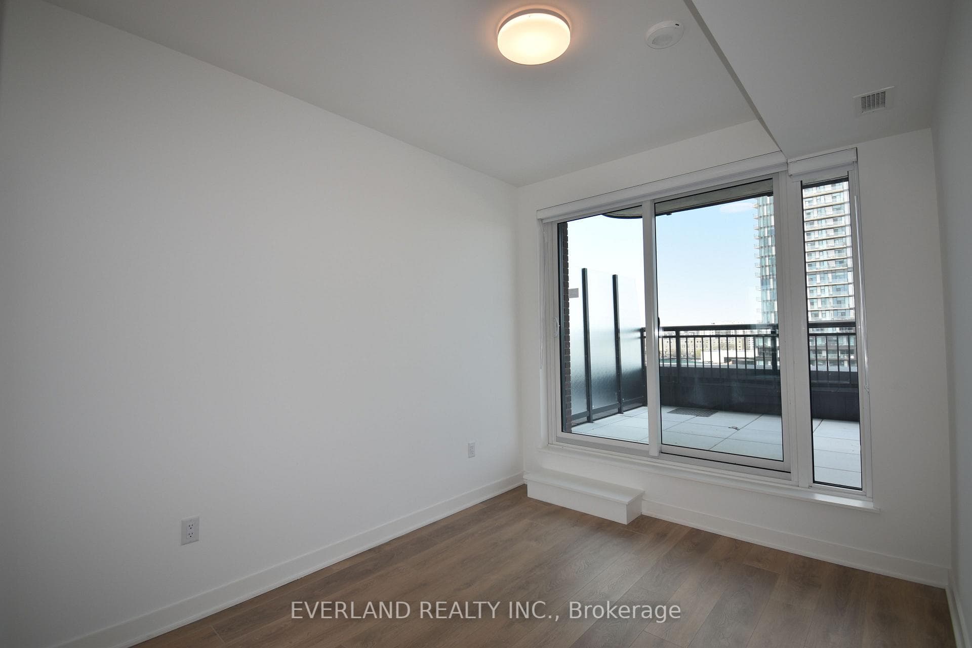 1185 Dupont Street Unit 509 photo 19
