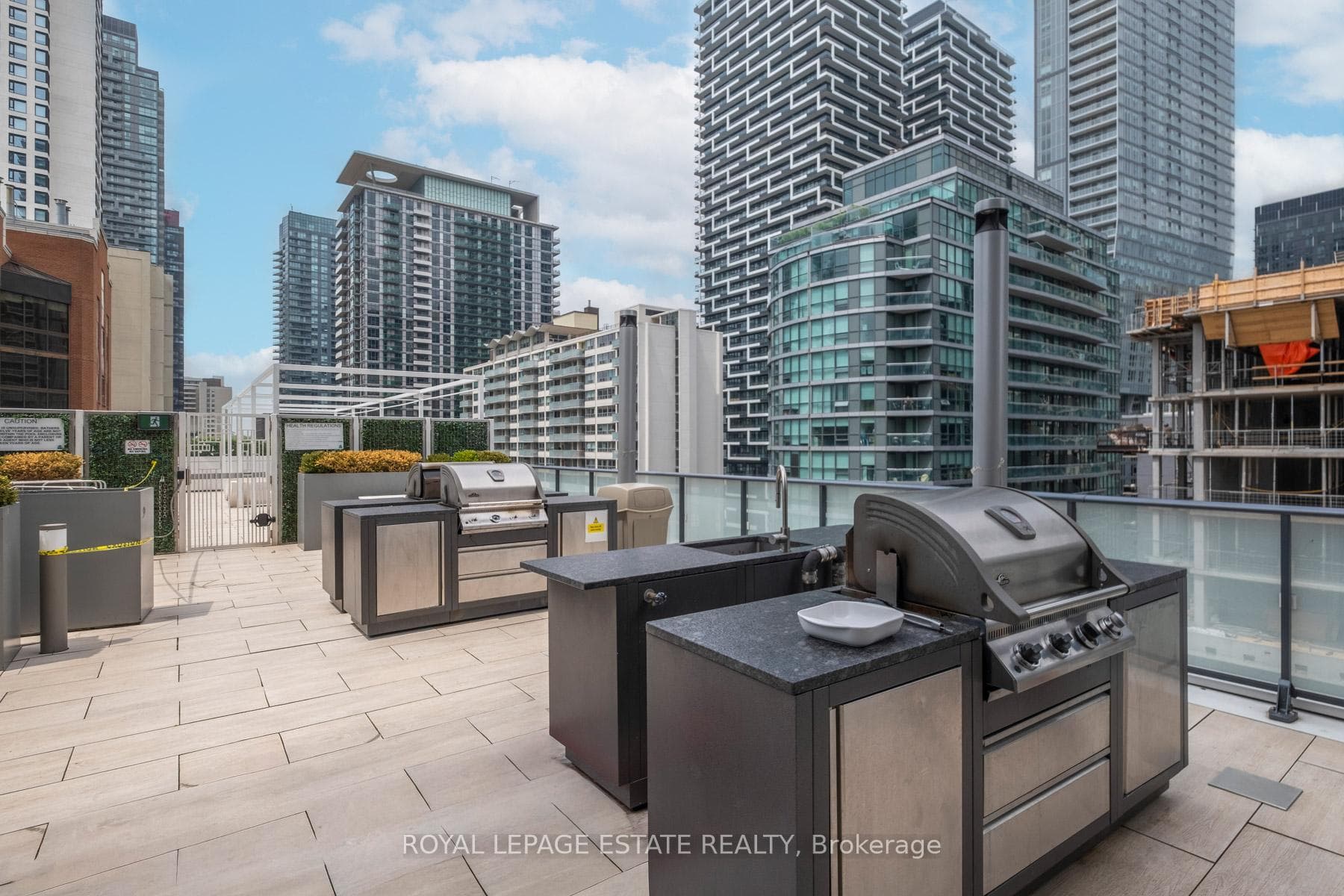 161 Roehampton Avenue Unit 2607 photo 19