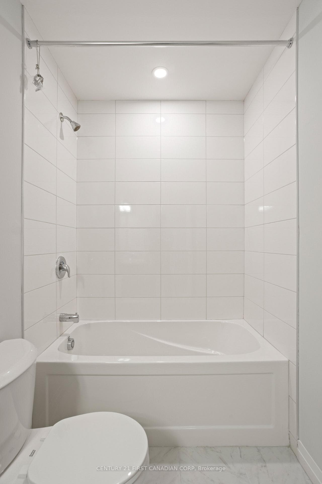 6981 Heathwoods Avenue photo 37
