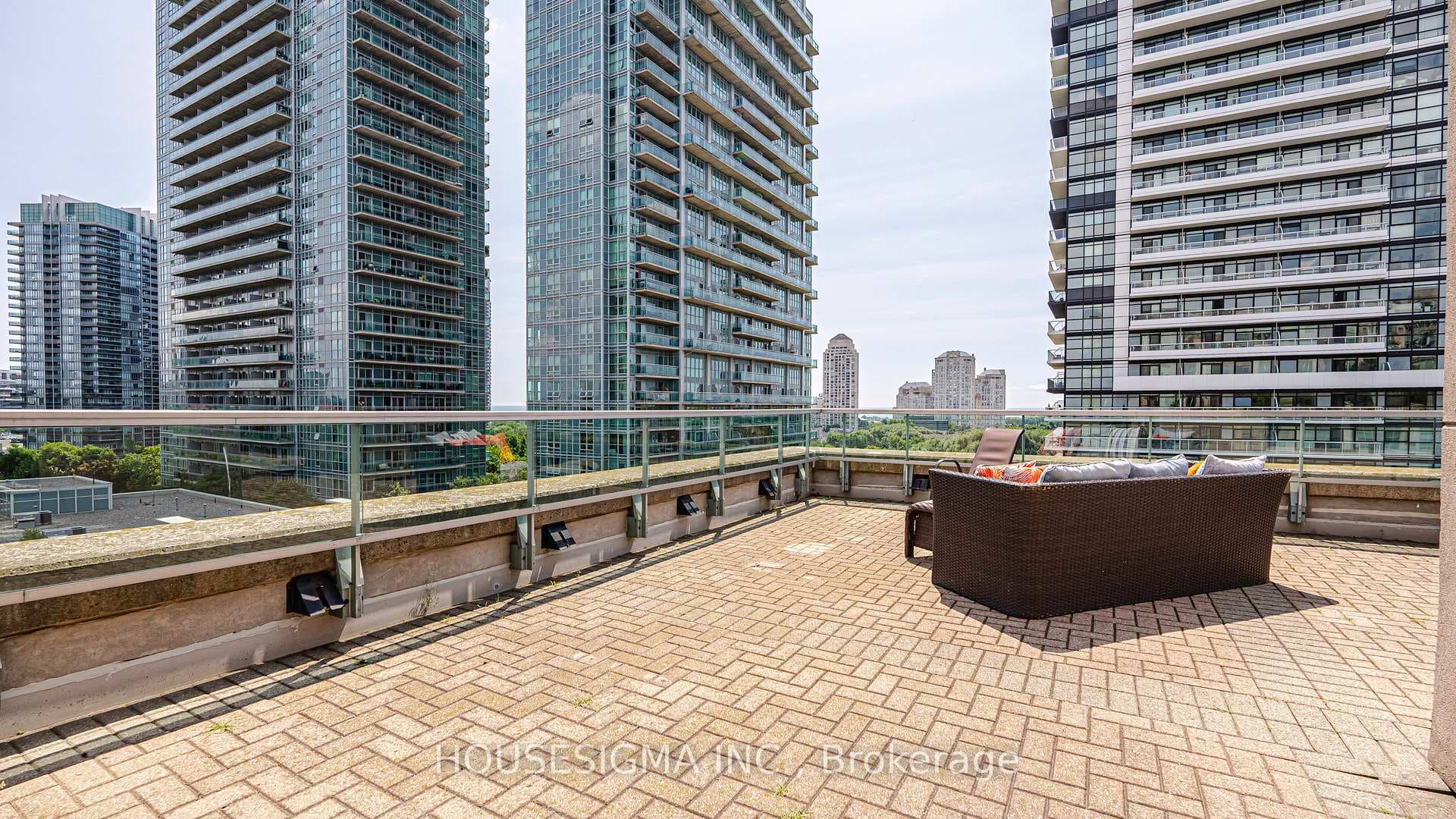 300 Manitoba Street Unit 402 photo 31