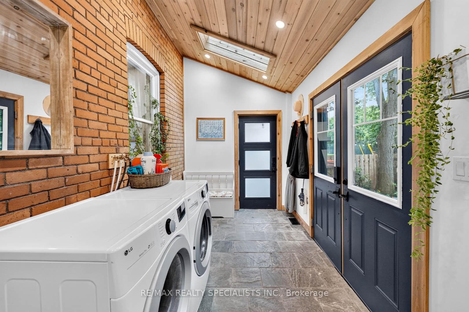 56 Cumberland Avenue photo 22