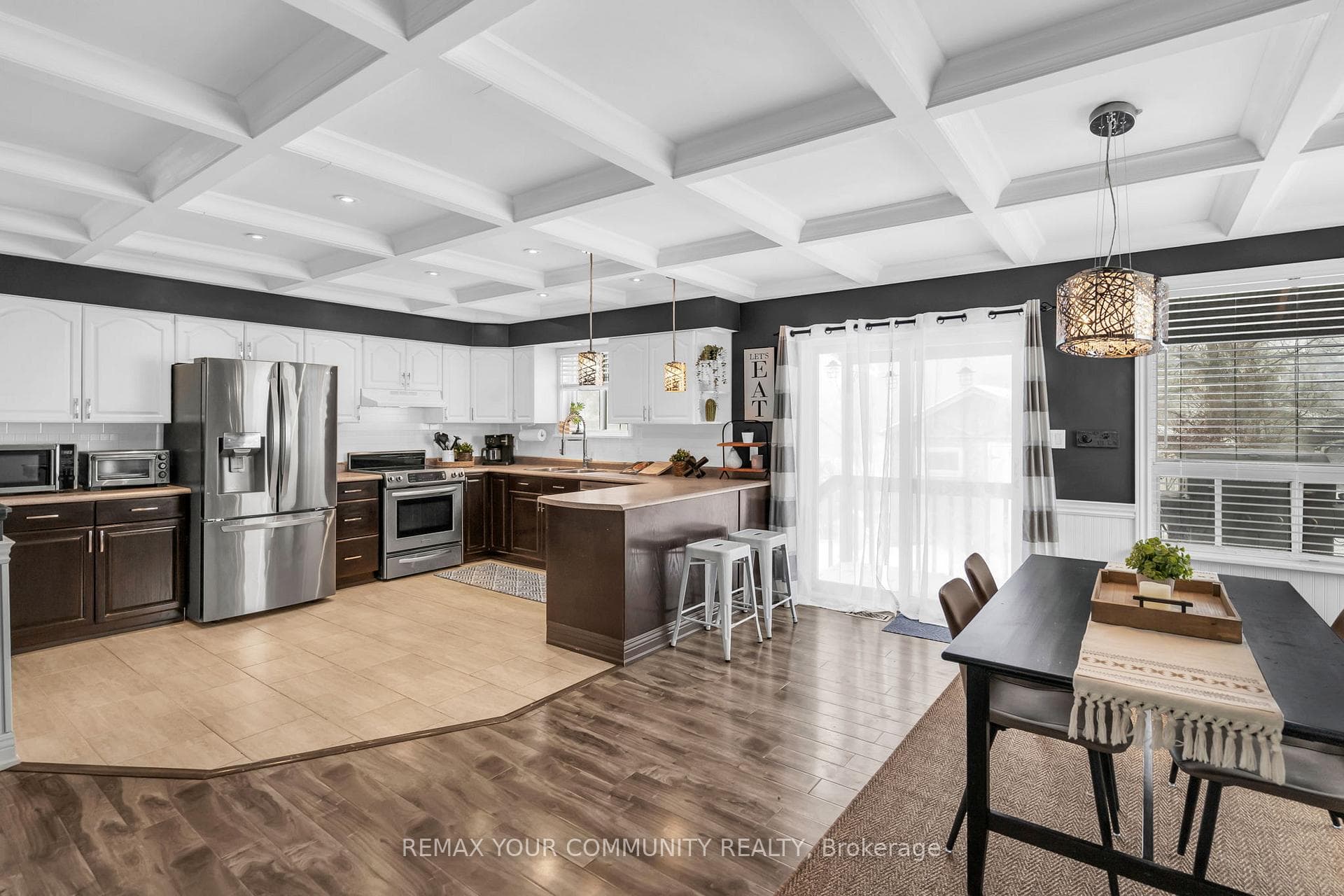 162 Bessborough Drive photo 17