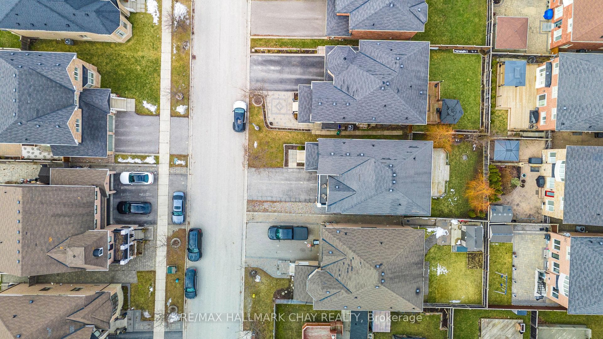 14 Filbert Court photo 36