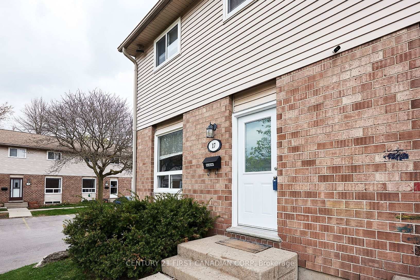 311 Vesta Road Unit 17 photo 1