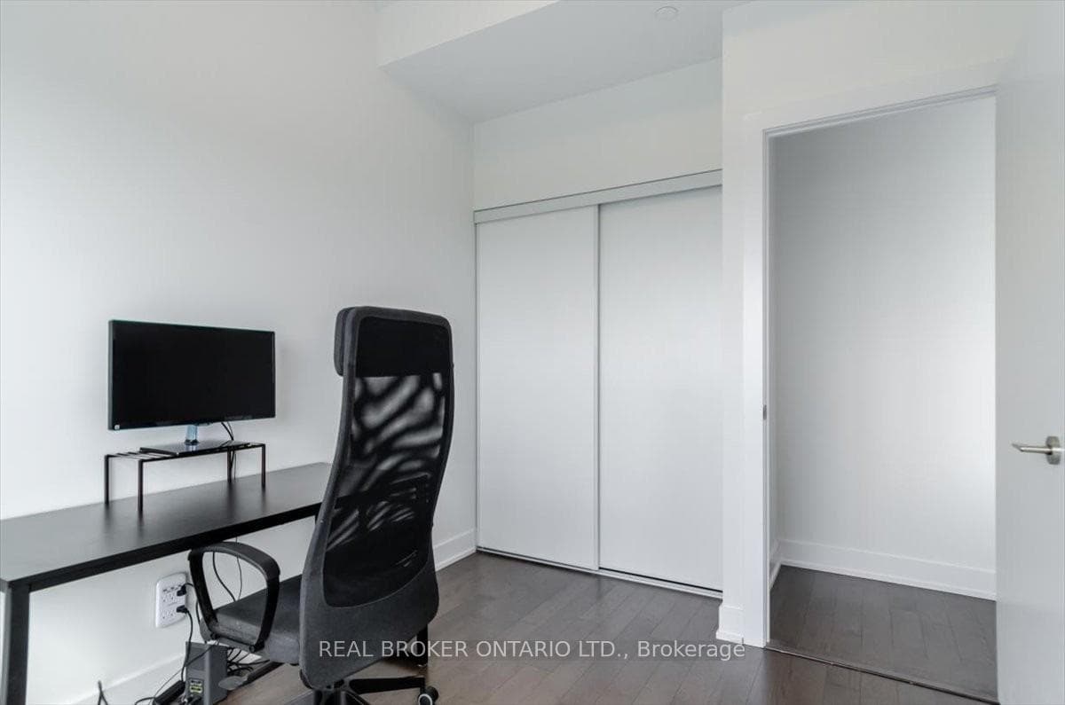 181 Bedford Road Unit 2501 photo 21