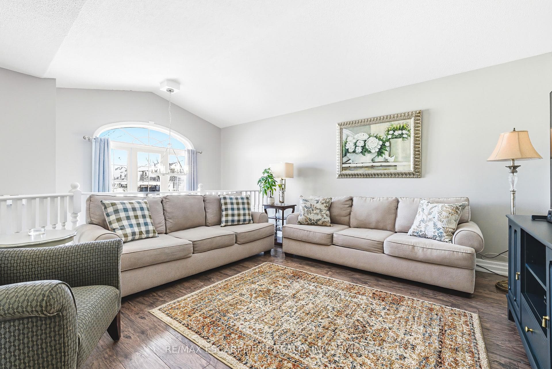 47 Fuller Drive photo 6