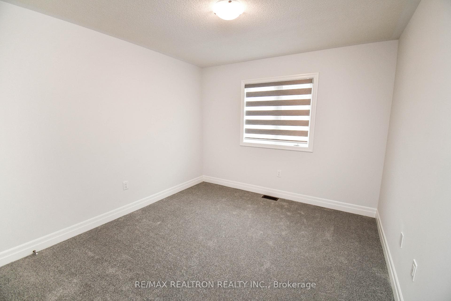 36 Del Ray Crescent photo 18