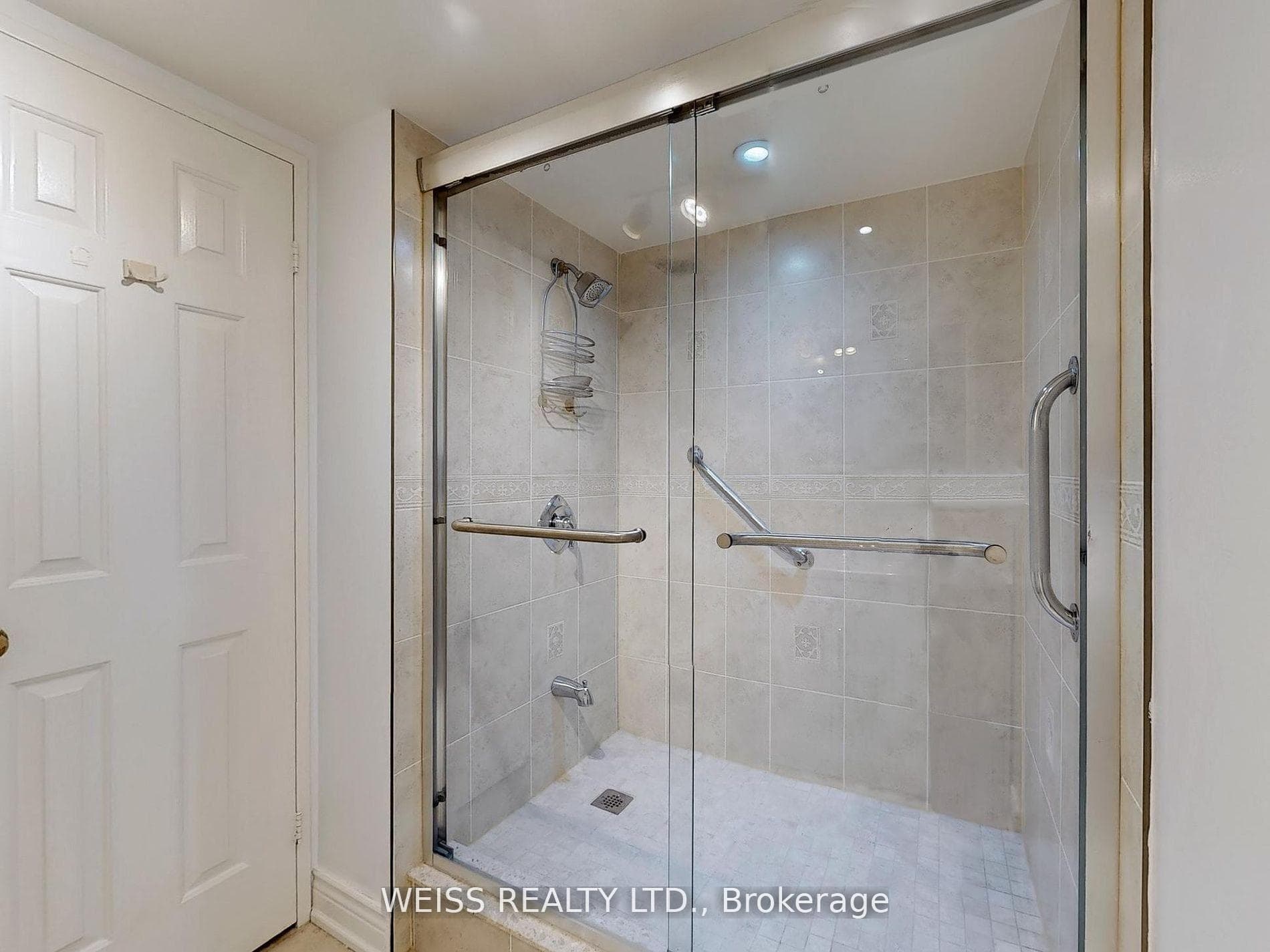 131 Beecroft Road Unit 505 photo 15