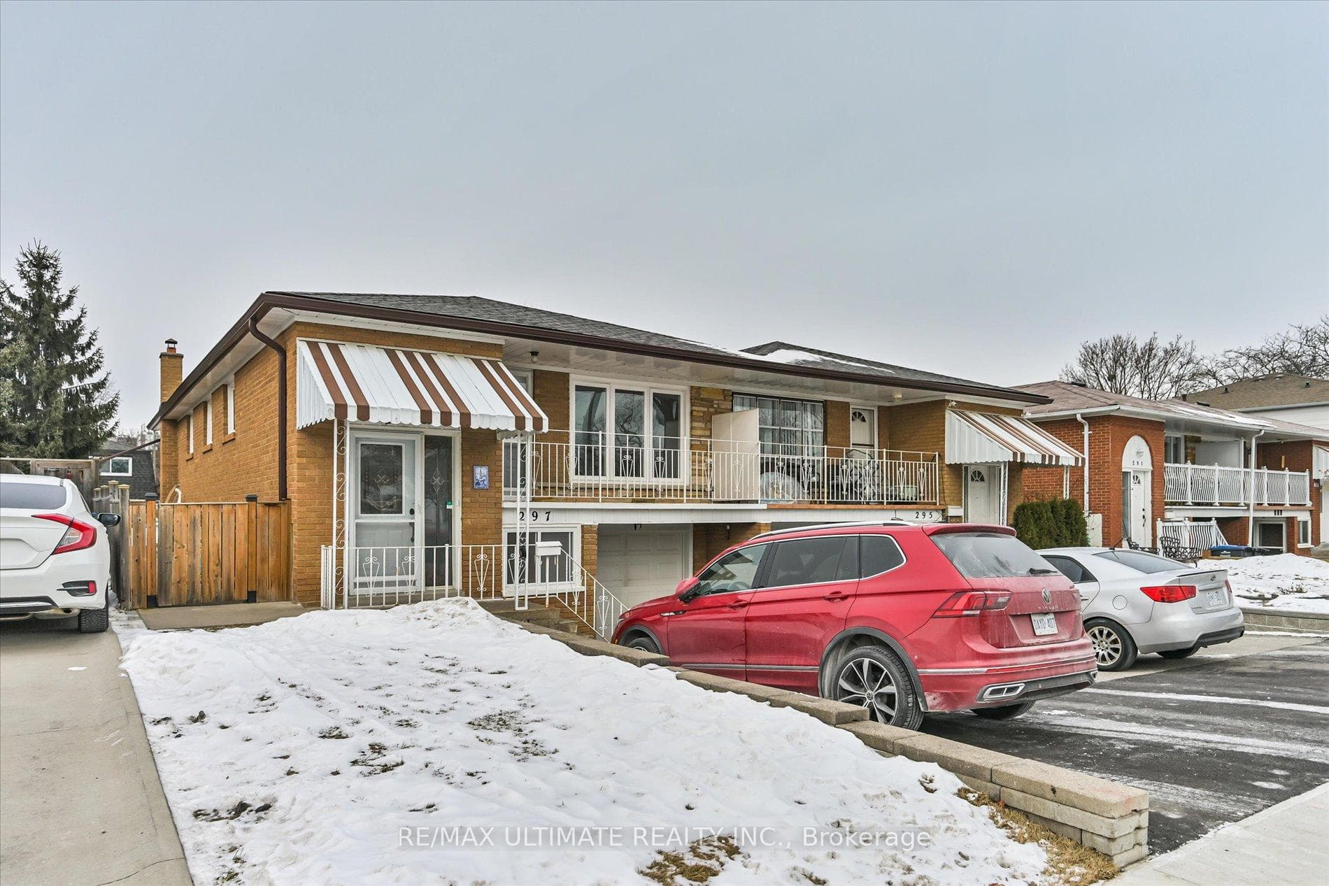 297 Thrace Avenue photo 2