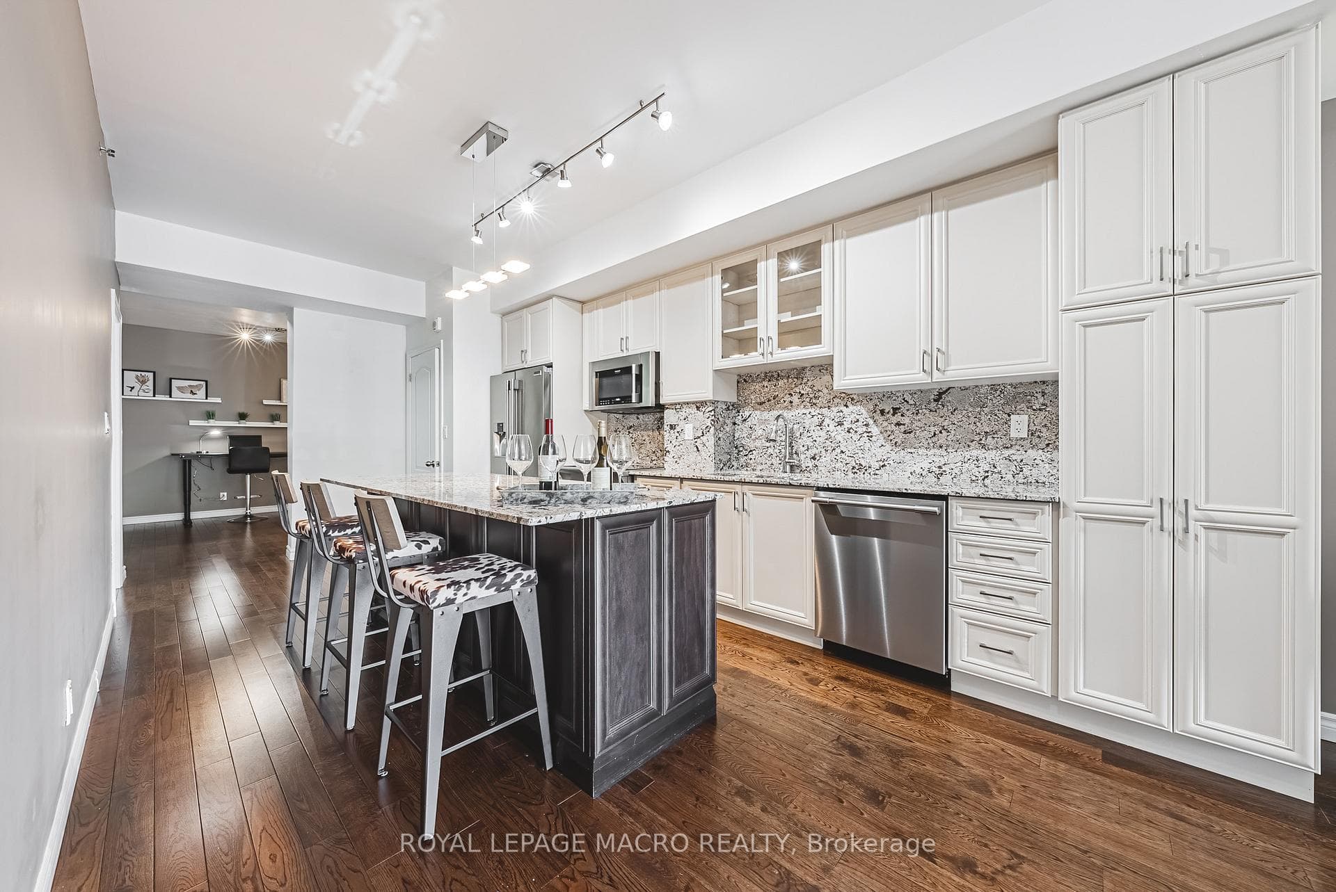 34 Plains Road Unit 208 photo 6