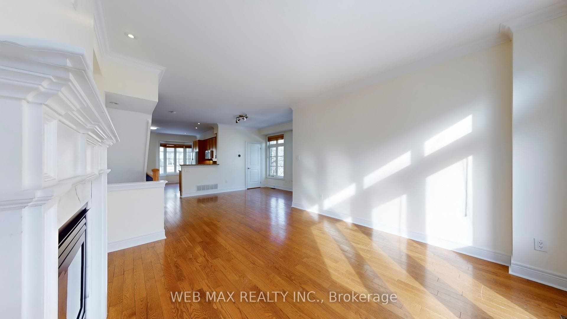 39 Furrow Lane photo 12