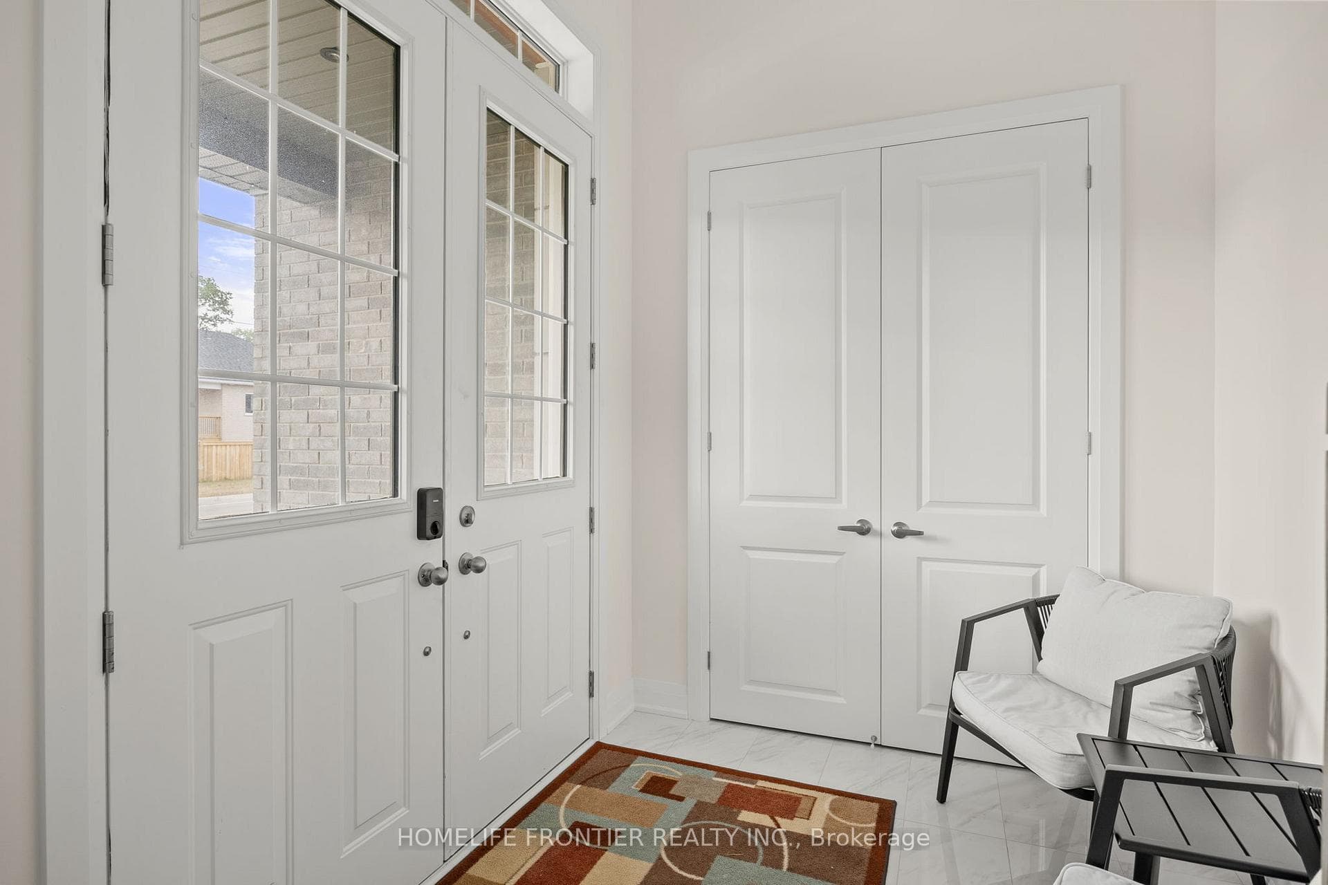 310 Rablewood Drive photo 3