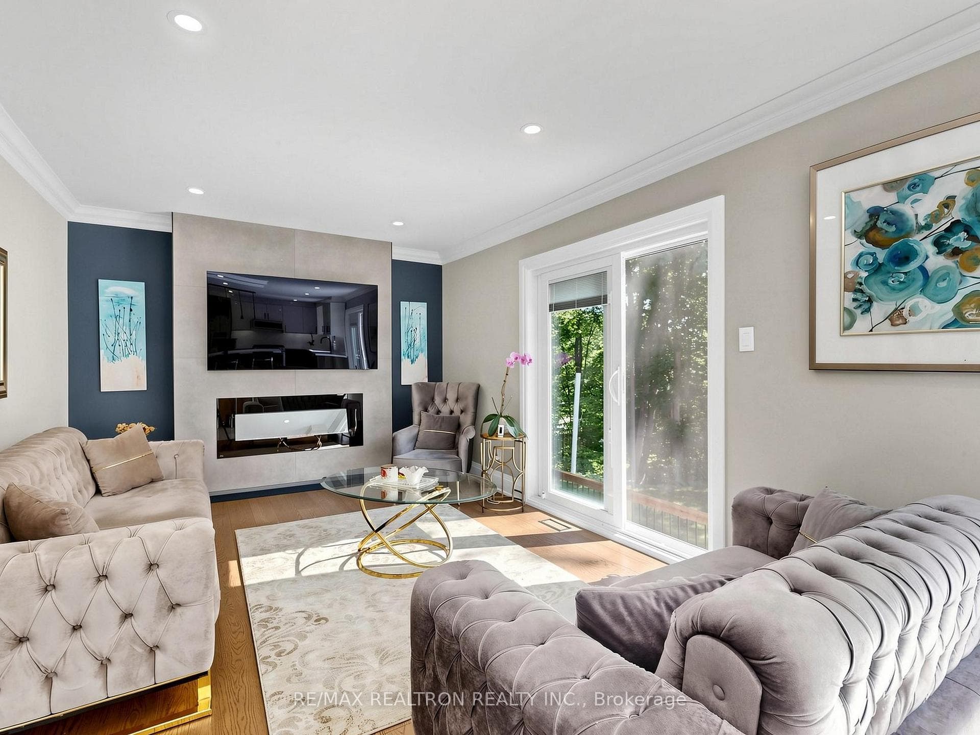 132 Stilecroft Drive photo 11