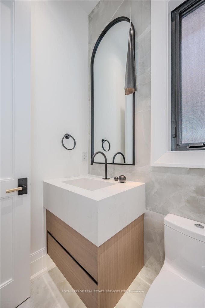 Powder Room