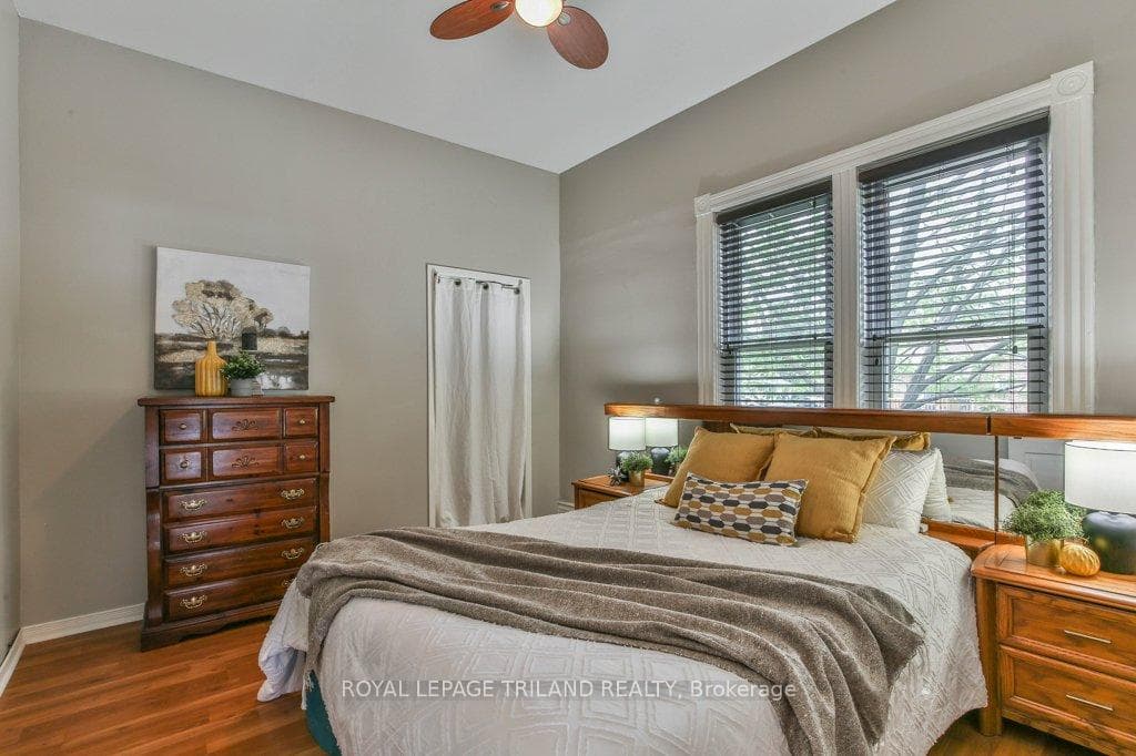 52 EASTMAN Avenue photo 23