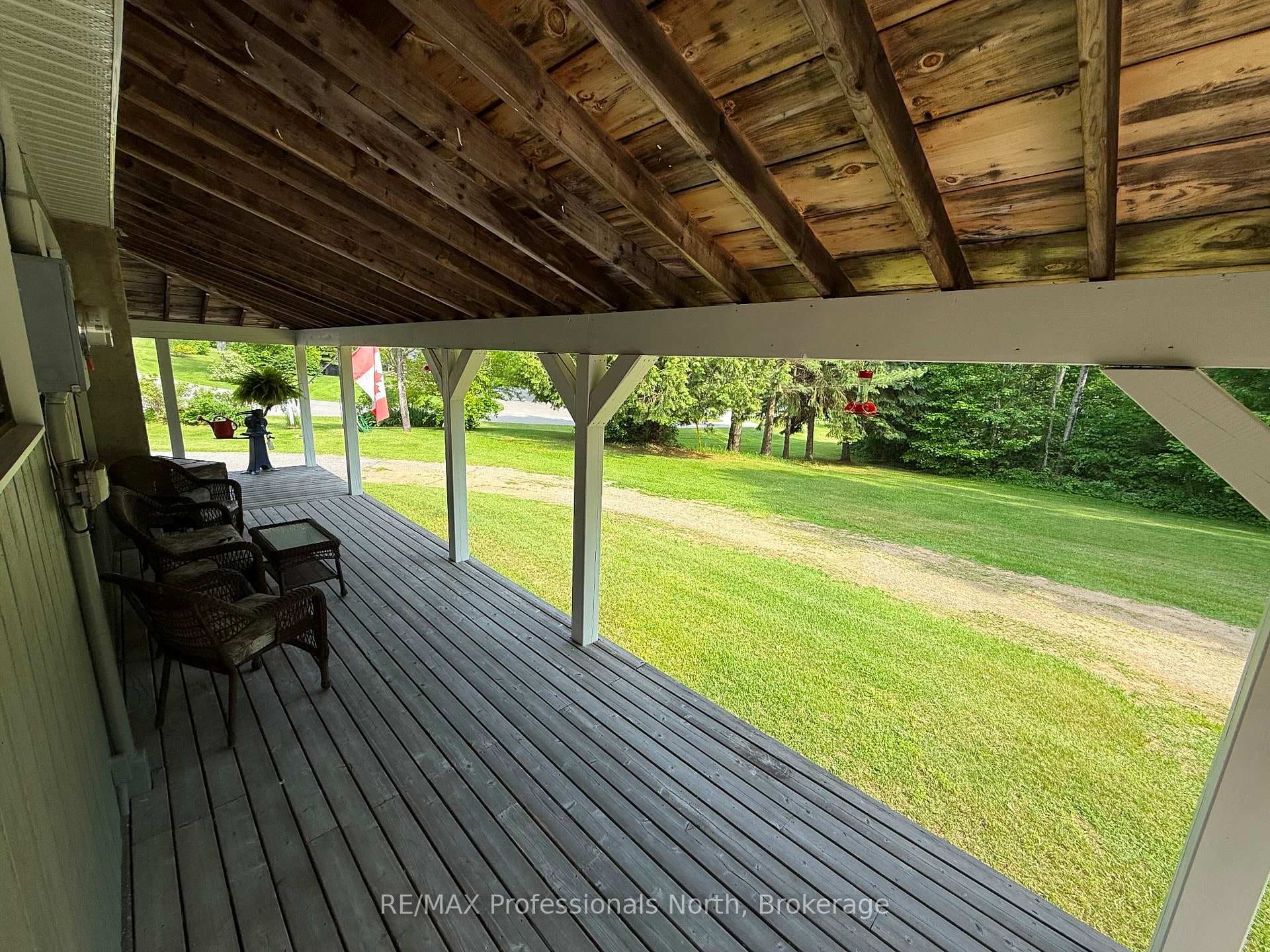 1023 Chester Crescent photo 46