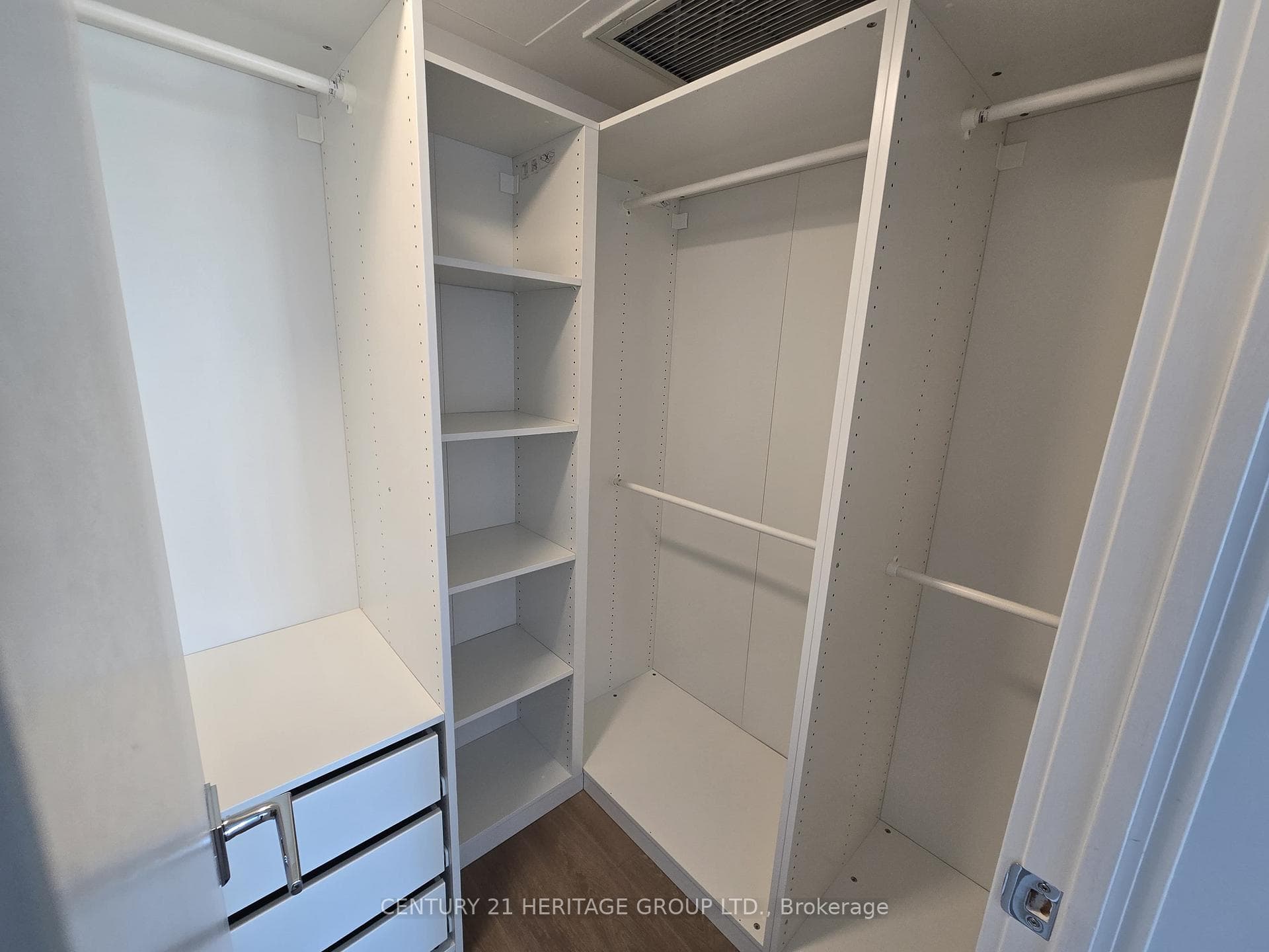 200 Cumberland Street Unit 2606 photo 17