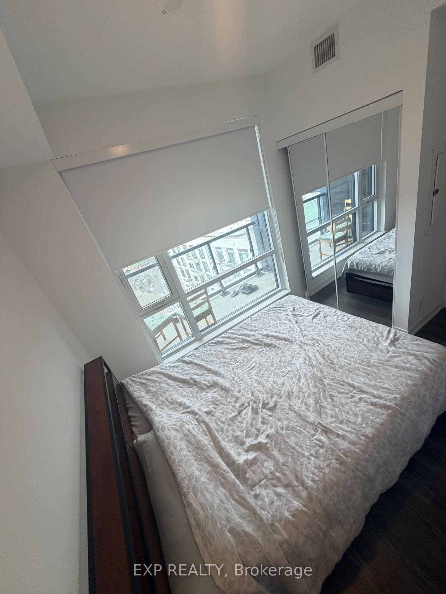 7950 Bathurst Avenue Unit 1612 photo 12